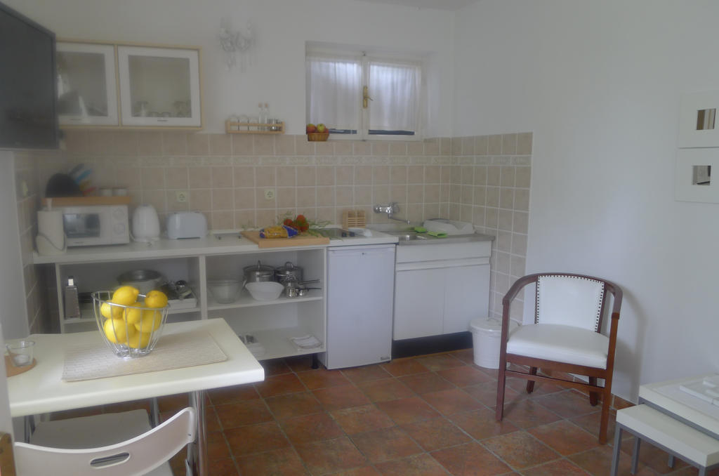 Apartments Lorenandreja Rab Town Oda fotoğraf